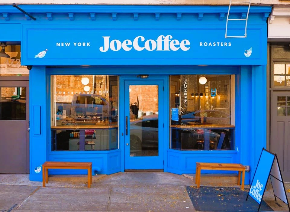 Exterior de Joe Coffee, Nueva York