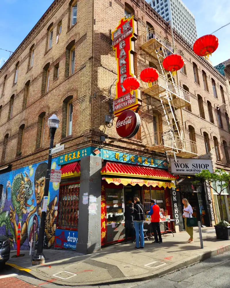 16_barriochinsf Típico edificio del Barrio Chino de San Francisco
