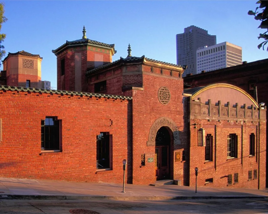 18_barriochinsf Chinese Historical Society of America Museum San Francisco