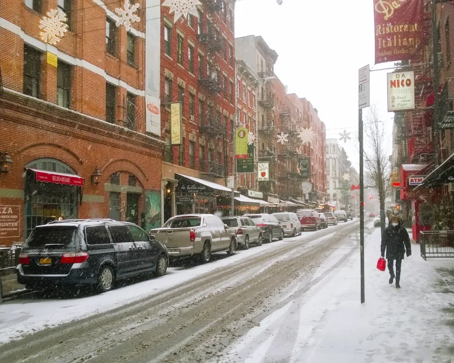 2_nyinvierno Little Italy Manhattan nevado