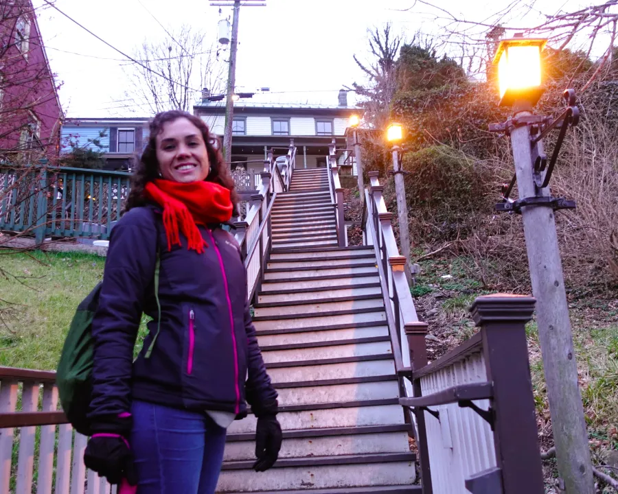 7.5_harpers_optim La escalera que une Potomac Street con High Street en Harpers Ferry, West Virginia