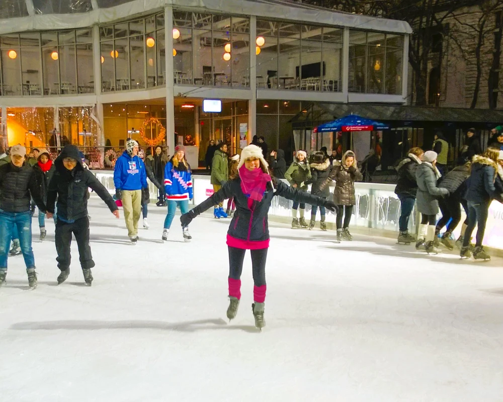 WP_20160105_16_49_35_Pro copia Vico patinando en la piste del Bryant Park